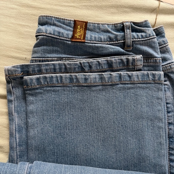 Wrangler Jeans by Aura - Size 20 Regular - almost new - Picture 2 of 8